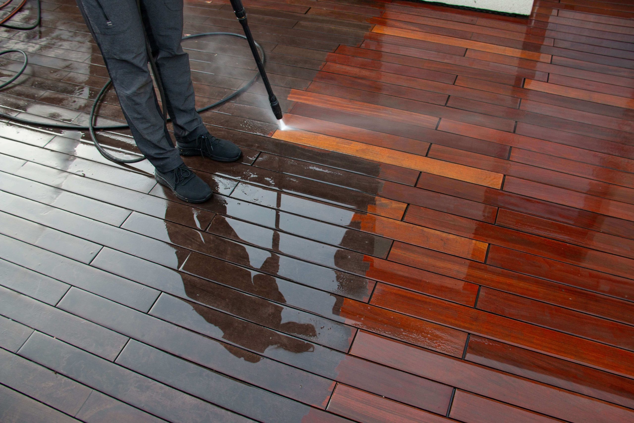 Decking Power Washing New Malden KT3